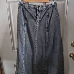 Neuflora Denim Midi Skirt